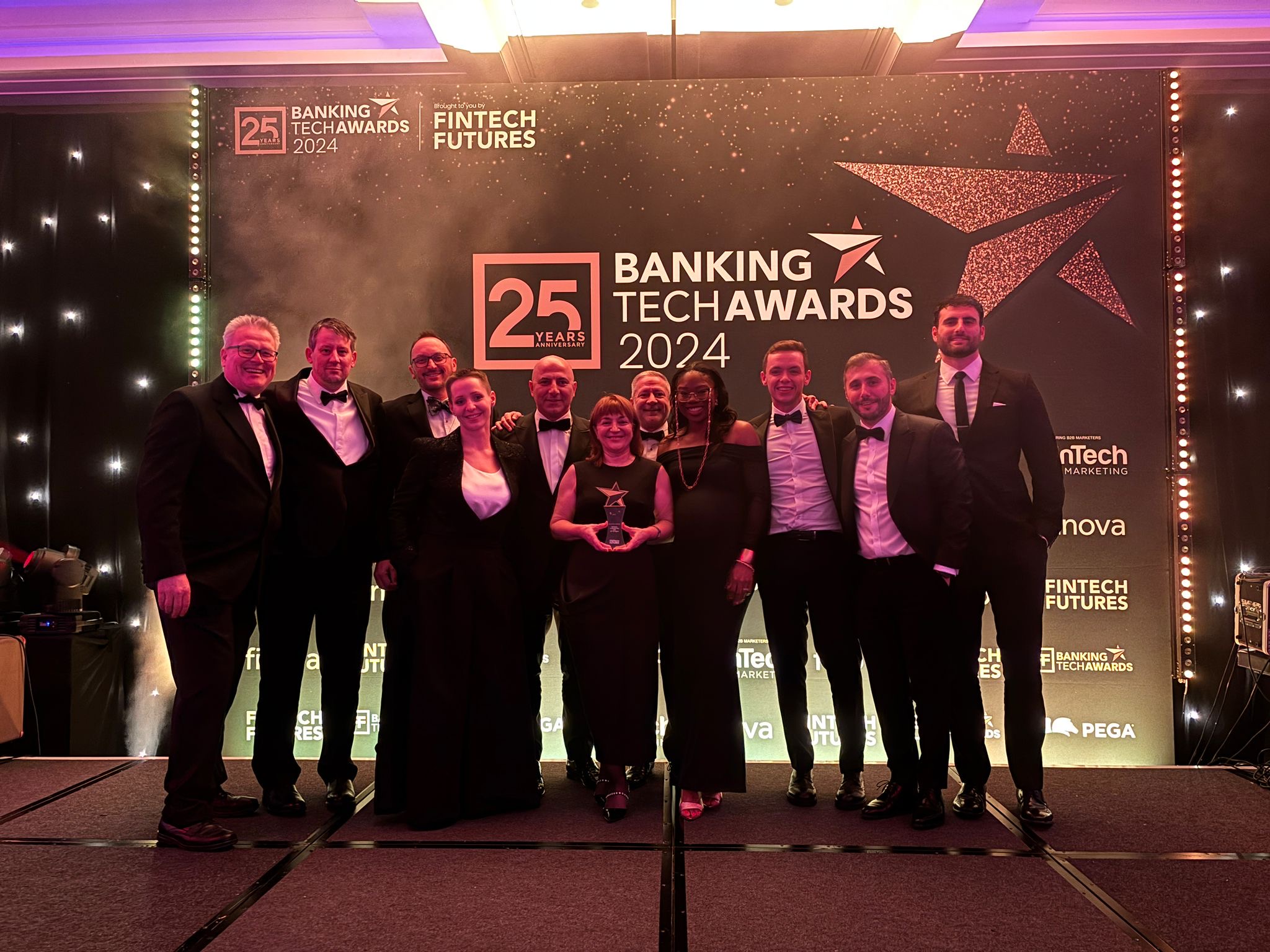 Salt Bank obține recunoaștere internațională: premiul „Best Use of Tech in Retail Banking” la Banking Tech Awards 2024