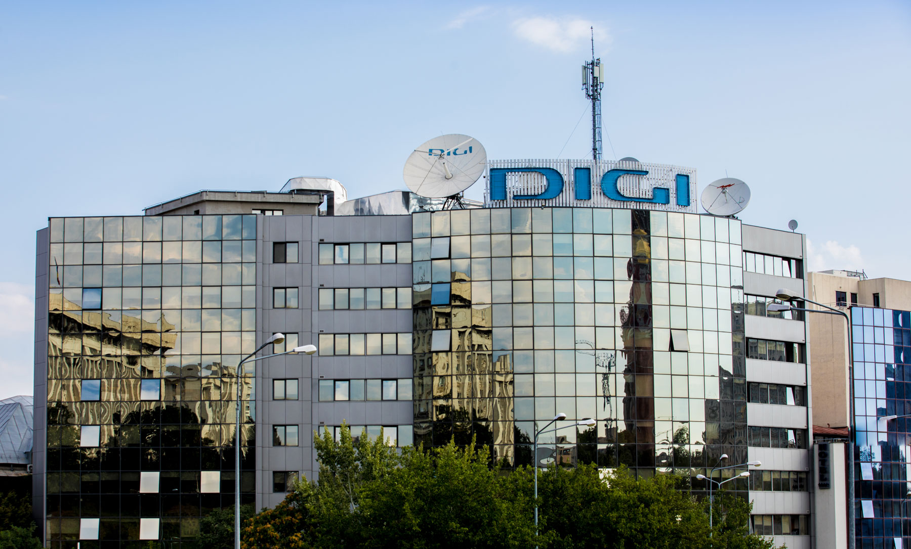 DIGI, lider detașat la portarea în rețeaua mobilă în anul 2024